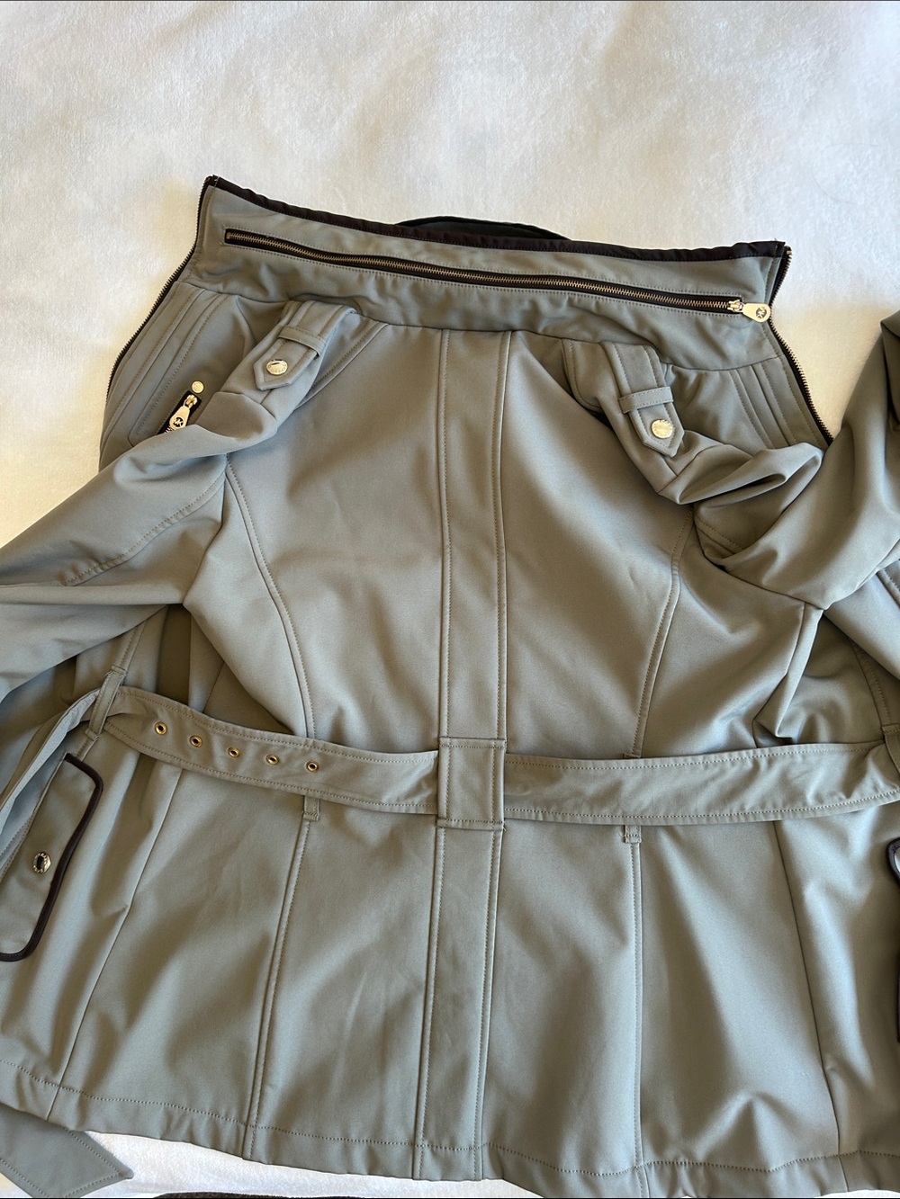 Michael Kors Women’s Softshell Olive Green Belted Jacket With Hidden Hood Size M - Picture 2 of 11